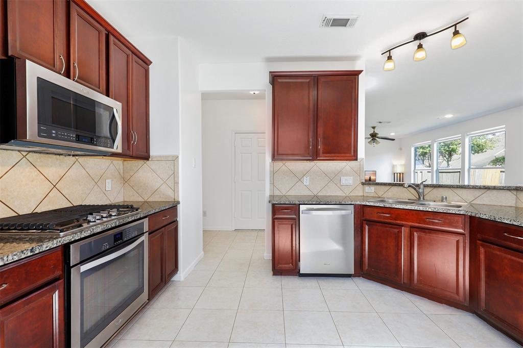 2205 2 Rocky Cove Court, Pearland, Texas 77584, 4 Bedrooms Bedrooms, 12 Rooms Rooms,2 BathroomsBathrooms,Single-family,For Sale,Rocky Cove,62582825