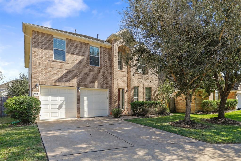 2205 2 Rocky Cove Court, Pearland, Texas 77584, 4 Bedrooms Bedrooms, 12 Rooms Rooms,2 BathroomsBathrooms,Single-family,For Sale,Rocky Cove,62582825
