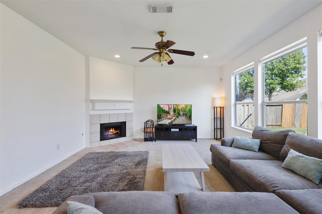 2205 2 Rocky Cove Court, Pearland, Texas 77584, 4 Bedrooms Bedrooms, 12 Rooms Rooms,2 BathroomsBathrooms,Single-family,For Sale,Rocky Cove,62582825