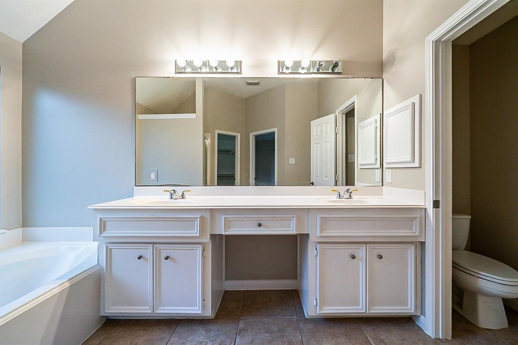 7406 1 Hickory Canyon Court, Humble, Texas 77396, 4 Bedrooms Bedrooms, 4 Rooms Rooms,2 BathroomsBathrooms,Single-family,For Sale,Hickory Canyon,84267989