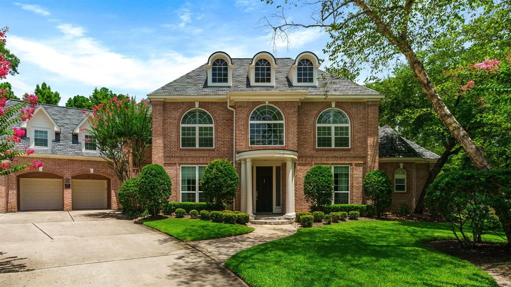 66 N Turtle Rock Court, The Woodlands, TX 77381