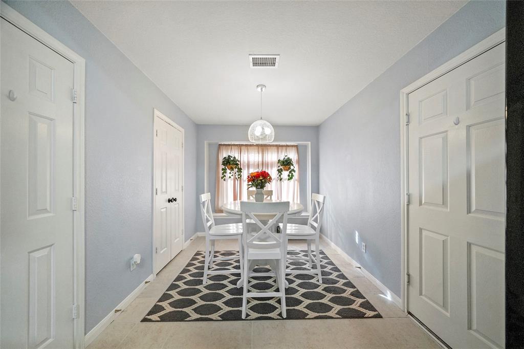 12207 1 Browning Drive, Montgomery, Texas 77356, 4 Bedrooms Bedrooms, 9 Rooms Rooms,2 BathroomsBathrooms,Single-family,For Sale,Browning,62089973