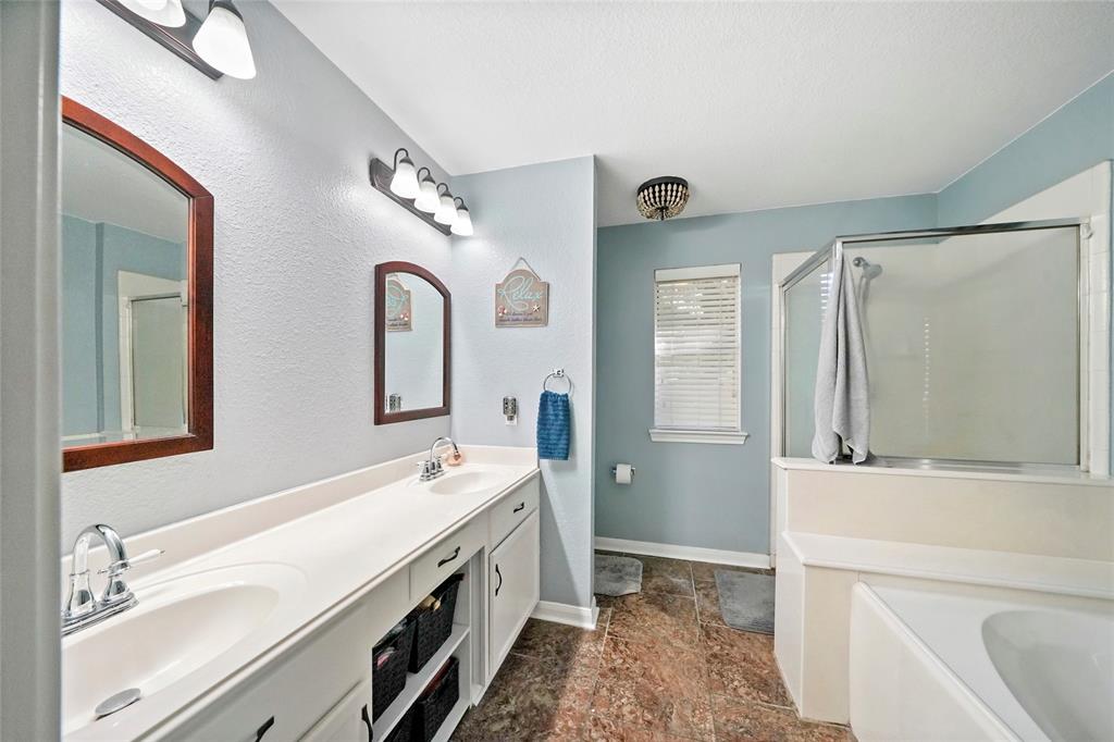12207 1 Browning Drive, Montgomery, Texas 77356, 4 Bedrooms Bedrooms, 9 Rooms Rooms,2 BathroomsBathrooms,Single-family,For Sale,Browning,62089973