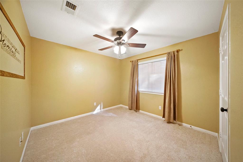 12207 1 Browning Drive, Montgomery, Texas 77356, 4 Bedrooms Bedrooms, 9 Rooms Rooms,2 BathroomsBathrooms,Single-family,For Sale,Browning,62089973