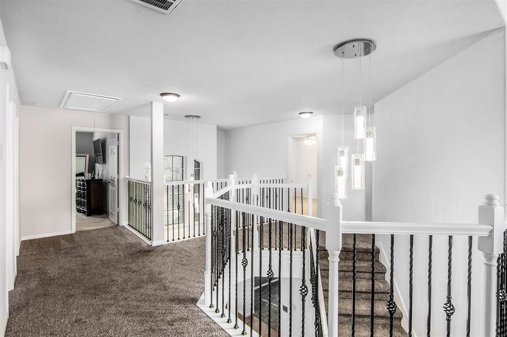 13801 2 Cove Landing Lane, Rosharon, Texas 77583, 5 Bedrooms Bedrooms, 9 Rooms Rooms,3 BathroomsBathrooms,Single-family,For Sale,Cove Landing,63541040