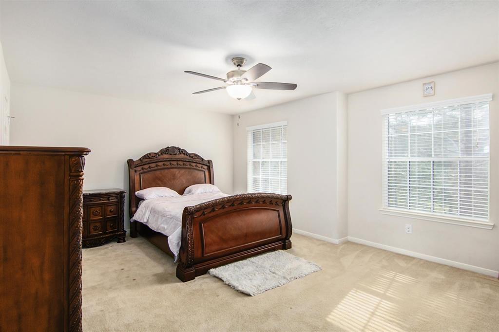 13801 2 Cove Landing Lane, Rosharon, Texas 77583, 5 Bedrooms Bedrooms, 9 Rooms Rooms,3 BathroomsBathrooms,Single-family,For Sale,Cove Landing,63541040