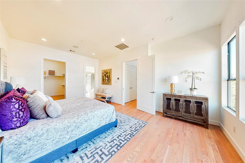1436 3 W 24th St, Houston, Texas 77008, 3 Bedrooms Bedrooms, 3 Rooms Rooms,3 BathroomsBathrooms,Single-family,For Sale,W 24th St,65586865