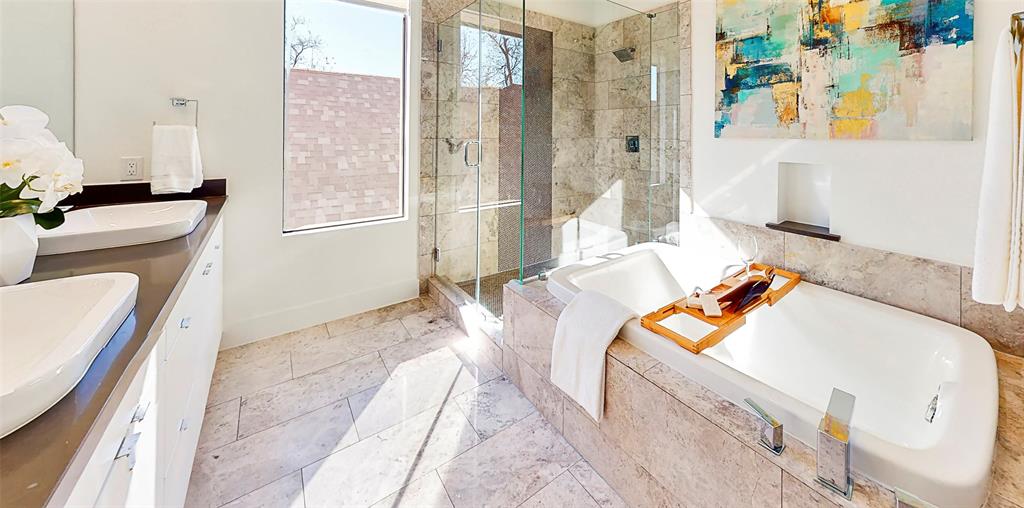 1436 3 W 24th St, Houston, Texas 77008, 3 Bedrooms Bedrooms, 3 Rooms Rooms,3 BathroomsBathrooms,Single-family,For Sale,W 24th St,65586865