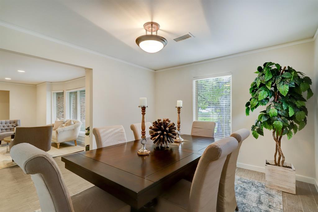 8903 1 Rice Avenue, Houston, Texas 77096, 3 Bedrooms Bedrooms, 8 Rooms Rooms,2 BathroomsBathrooms,Single-family,For Sale,Rice,53022184
