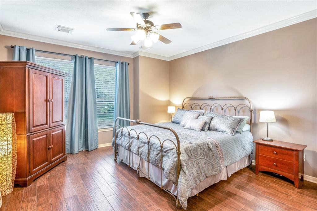 1218 2 Wildwood Lane, Katy, Texas 77494, 4 Bedrooms Bedrooms, 11 Rooms Rooms,3 BathroomsBathrooms,Single-family,For Sale,Wildwood,74774606