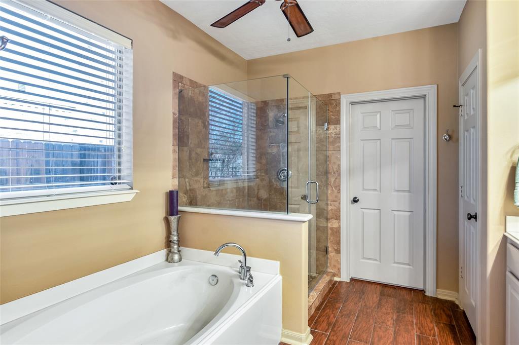 1218 2 Wildwood Lane, Katy, Texas 77494, 4 Bedrooms Bedrooms, 11 Rooms Rooms,3 BathroomsBathrooms,Single-family,For Sale,Wildwood,74774606