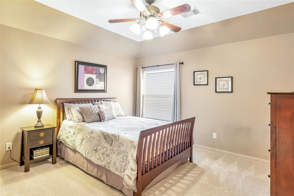 1218 2 Wildwood Lane, Katy, Texas 77494, 4 Bedrooms Bedrooms, 11 Rooms Rooms,3 BathroomsBathrooms,Single-family,For Sale,Wildwood,74774606