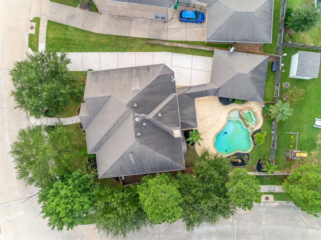 25602 2 Horizon Grove Lane, Katy, Texas 77494, 5 Bedrooms Bedrooms, 10 Rooms Rooms,3 BathroomsBathrooms,Single-family,For Sale,Horizon Grove,11821002