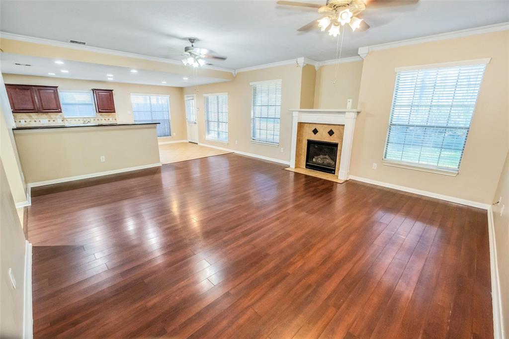 1702 2 Davison Court, League City, Texas 77573, 5 Bedrooms Bedrooms, 10 Rooms Rooms,4 BathroomsBathrooms,Single-family,For Sale,Davison,67108969