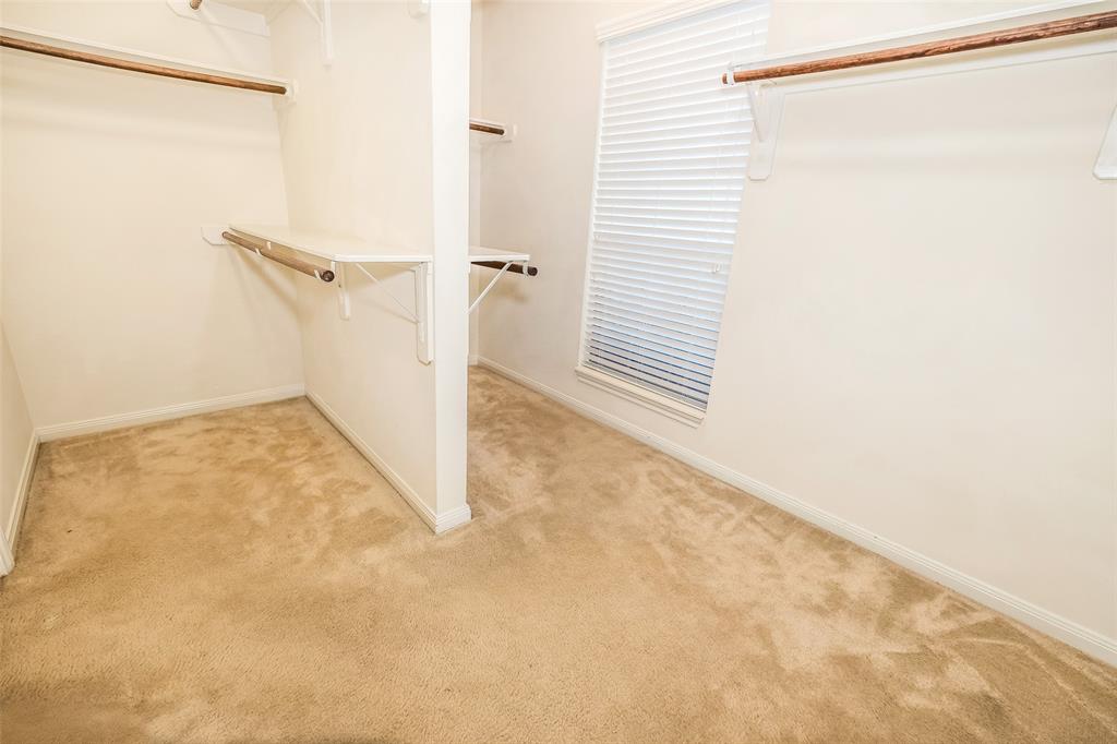 1702 2 Davison Court, League City, Texas 77573, 5 Bedrooms Bedrooms, 10 Rooms Rooms,4 BathroomsBathrooms,Single-family,For Sale,Davison,67108969