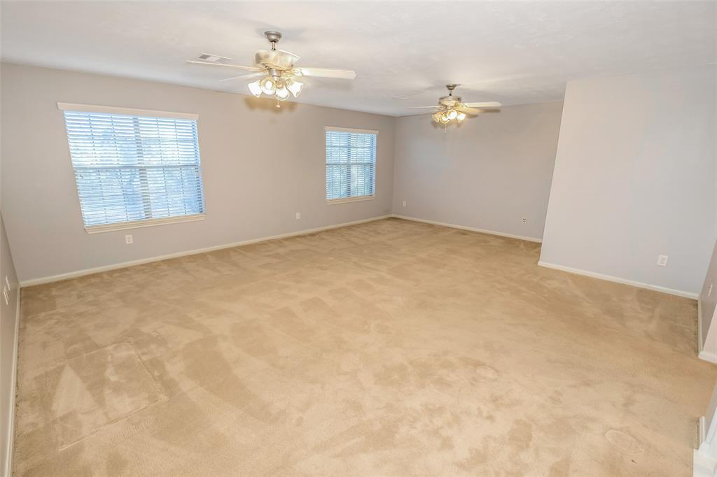 1702 2 Davison Court, League City, Texas 77573, 5 Bedrooms Bedrooms, 10 Rooms Rooms,4 BathroomsBathrooms,Single-family,For Sale,Davison,67108969