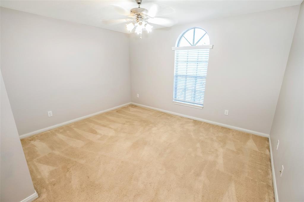 1702 2 Davison Court, League City, Texas 77573, 5 Bedrooms Bedrooms, 10 Rooms Rooms,4 BathroomsBathrooms,Single-family,For Sale,Davison,67108969