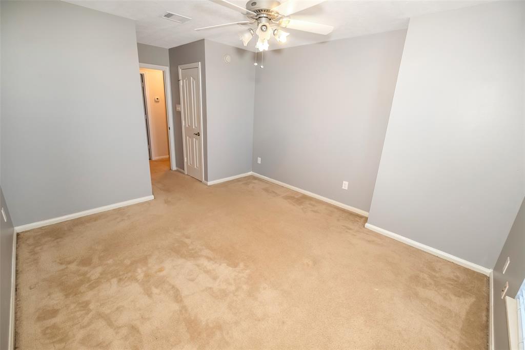 1702 2 Davison Court, League City, Texas 77573, 5 Bedrooms Bedrooms, 10 Rooms Rooms,4 BathroomsBathrooms,Single-family,For Sale,Davison,67108969