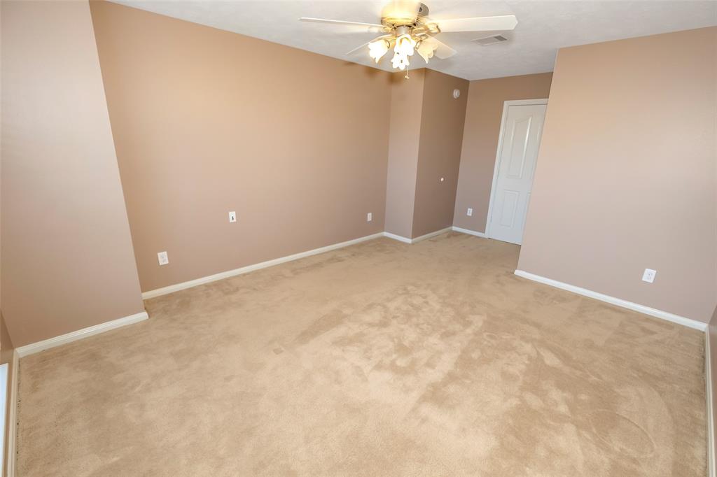 1702 2 Davison Court, League City, Texas 77573, 5 Bedrooms Bedrooms, 10 Rooms Rooms,4 BathroomsBathrooms,Single-family,For Sale,Davison,67108969