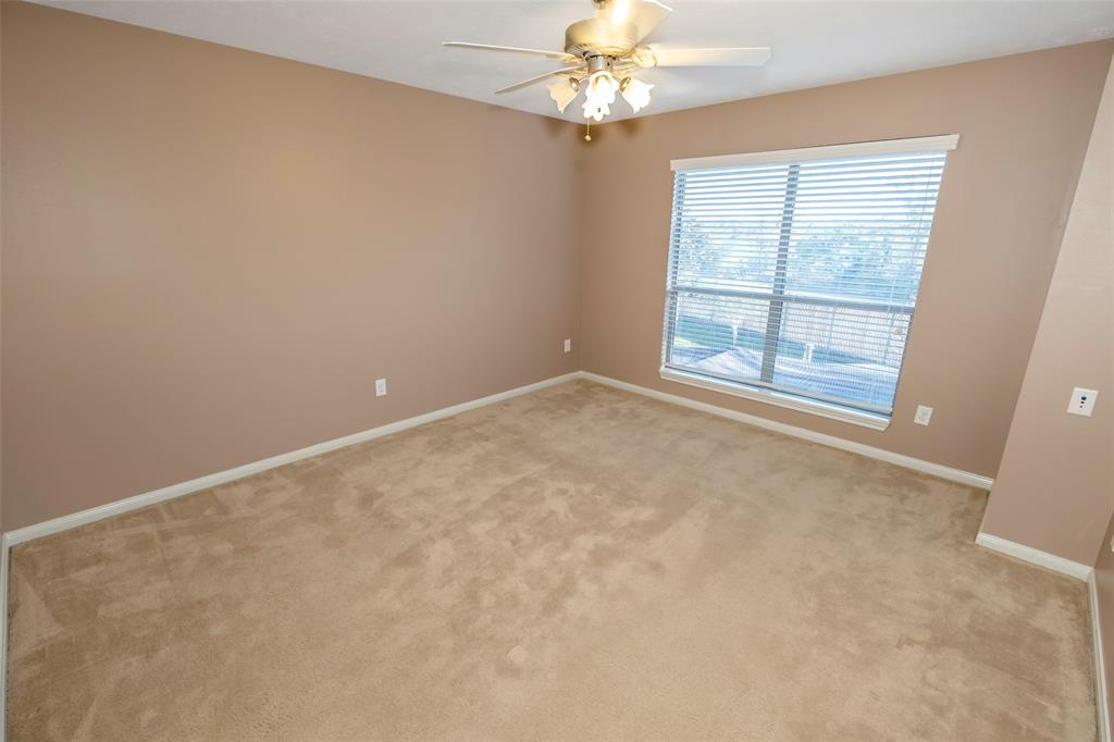 1702 2 Davison Court, League City, Texas 77573, 5 Bedrooms Bedrooms, 10 Rooms Rooms,4 BathroomsBathrooms,Single-family,For Sale,Davison,67108969