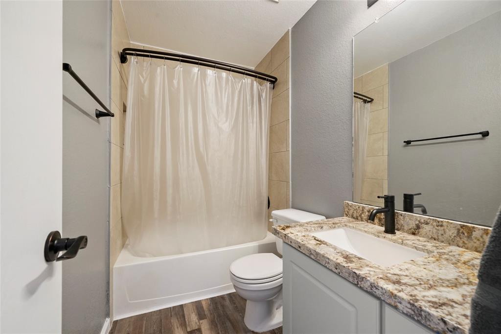 9311 1 Comanche Peak Lane, Houston, Texas 77089, 4 Bedrooms Bedrooms, 6 Rooms Rooms,2 BathroomsBathrooms,Single-family,For Sale,Comanche Peak,66533548