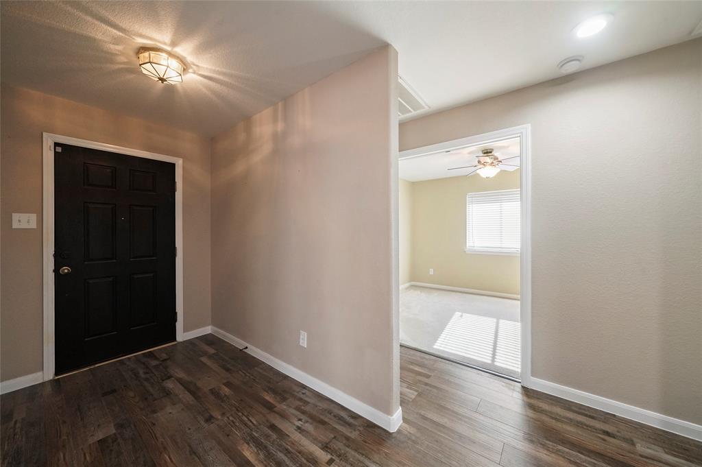 9311 1 Comanche Peak Lane, Houston, Texas 77089, 4 Bedrooms Bedrooms, 6 Rooms Rooms,2 BathroomsBathrooms,Single-family,For Sale,Comanche Peak,66533548