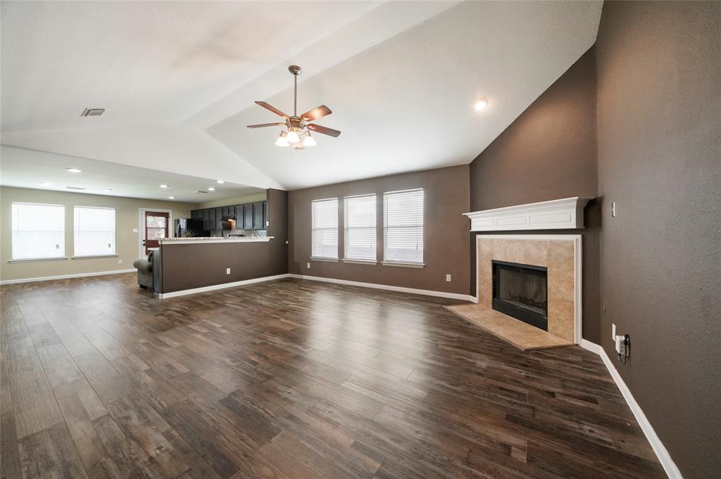 9311 1 Comanche Peak Lane, Houston, Texas 77089, 4 Bedrooms Bedrooms, 6 Rooms Rooms,2 BathroomsBathrooms,Single-family,For Sale,Comanche Peak,66533548