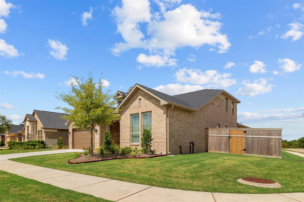 5650 2 Ivory Cove Lane, Fulshear, Texas 77441, 3 Bedrooms Bedrooms, 9 Rooms Rooms,3 BathroomsBathrooms,Single-family,For Sale,Ivory Cove,92956454