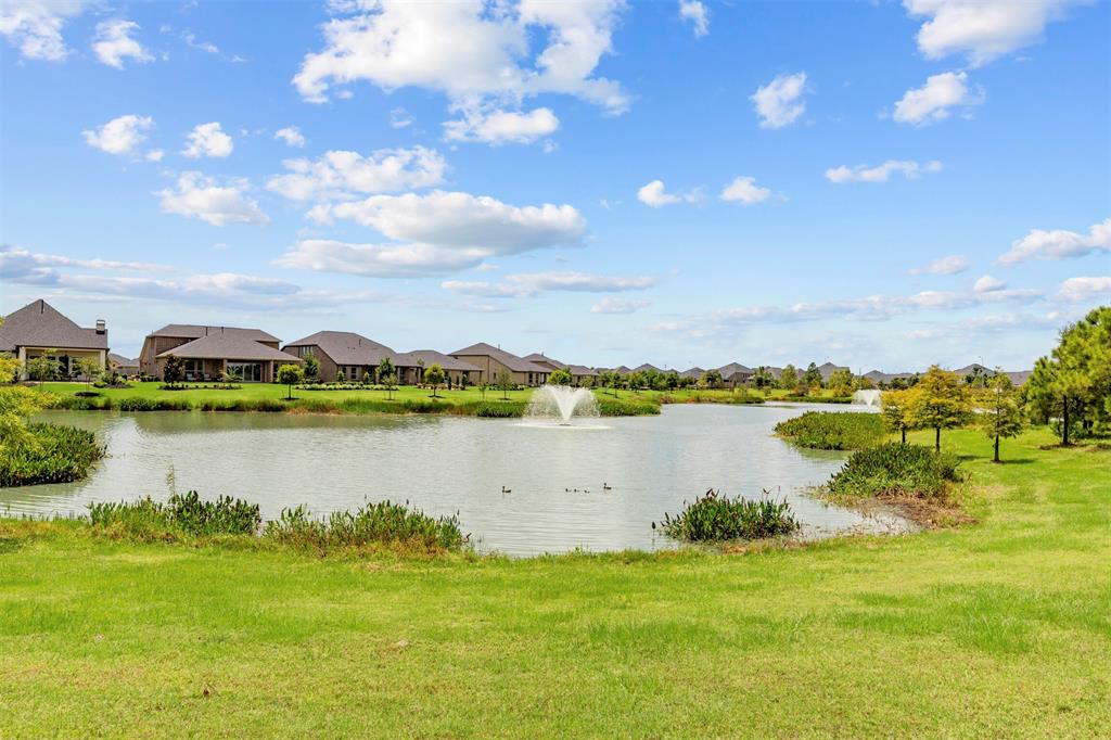 5650 2 Ivory Cove Lane, Fulshear, Texas 77441, 3 Bedrooms Bedrooms, 9 Rooms Rooms,3 BathroomsBathrooms,Single-family,For Sale,Ivory Cove,92956454