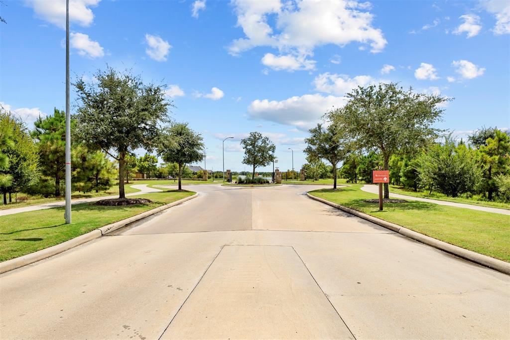 5650 2 Ivory Cove Lane, Fulshear, Texas 77441, 3 Bedrooms Bedrooms, 9 Rooms Rooms,3 BathroomsBathrooms,Single-family,For Sale,Ivory Cove,92956454