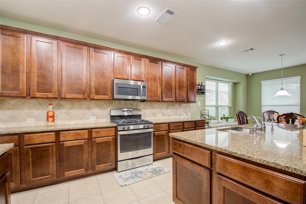 25315 2 Terrain Park Drive, Spring, Texas 77373, 4 Bedrooms Bedrooms, 10 Rooms Rooms,3 BathroomsBathrooms,Single-family,For Sale,Terrain Park,89348887