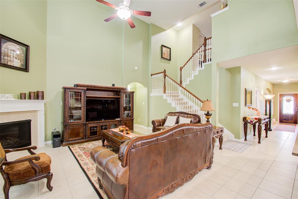 25315 2 Terrain Park Drive, Spring, Texas 77373, 4 Bedrooms Bedrooms, 10 Rooms Rooms,3 BathroomsBathrooms,Single-family,For Sale,Terrain Park,89348887
