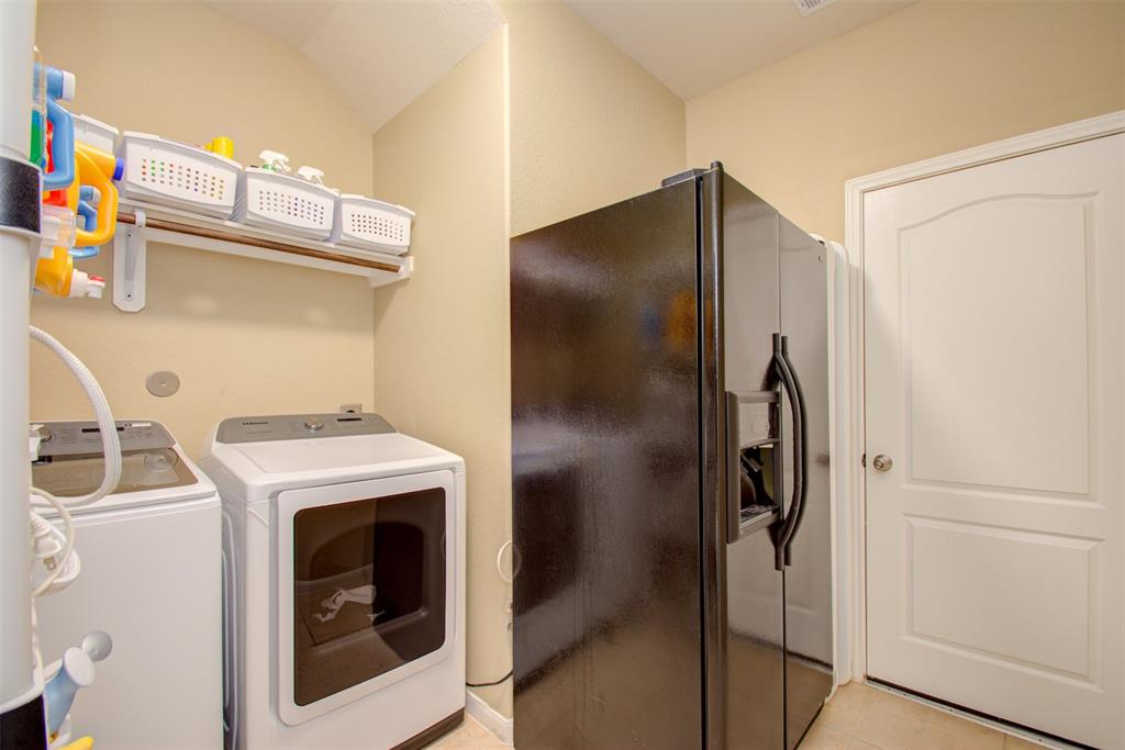 25315 2 Terrain Park Drive, Spring, Texas 77373, 4 Bedrooms Bedrooms, 10 Rooms Rooms,3 BathroomsBathrooms,Single-family,For Sale,Terrain Park,89348887