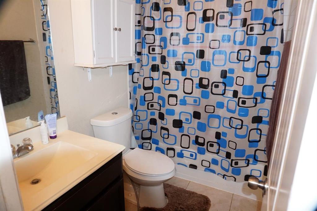 17622 1 Rose Summit Lane, Richmond, Texas 77407, 4 Bedrooms Bedrooms, 7 Rooms Rooms,2 BathroomsBathrooms,Single-family,For Sale,Rose Summit,88006454