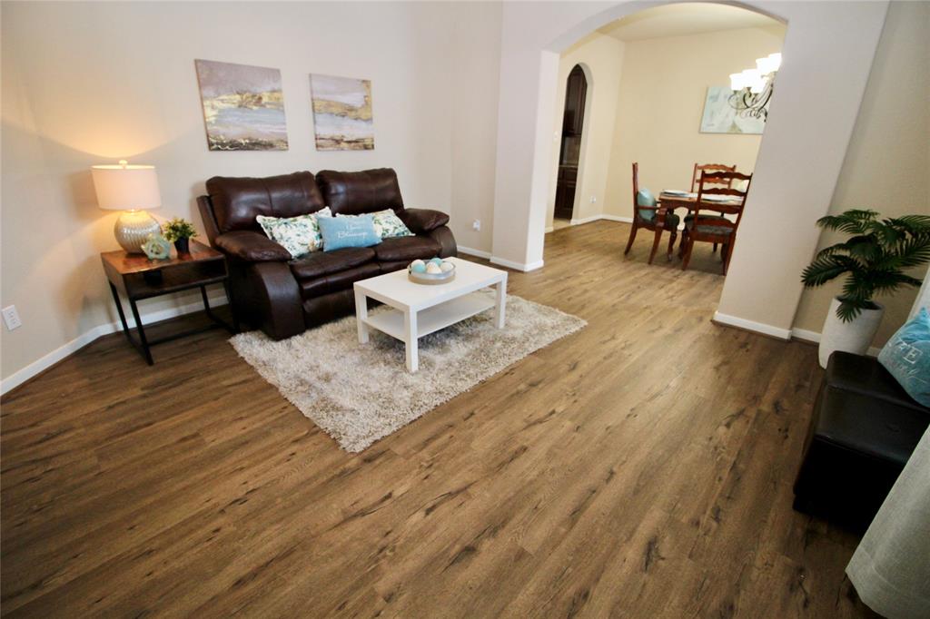 2520 2 Garnetfield Lane, Friendswood, Texas 77546, 4 Bedrooms Bedrooms, 12 Rooms Rooms,3 BathroomsBathrooms,Single-family,For Sale,Garnetfield,79878273
