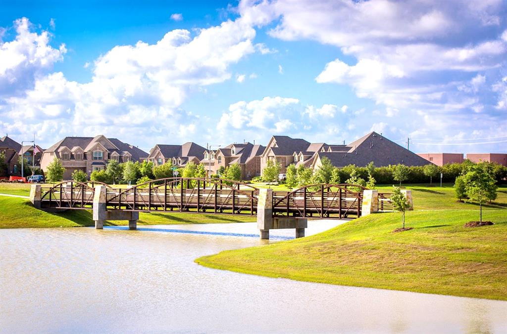 2520 2 Garnetfield Lane, Friendswood, Texas 77546, 4 Bedrooms Bedrooms, 12 Rooms Rooms,3 BathroomsBathrooms,Single-family,For Sale,Garnetfield,79878273