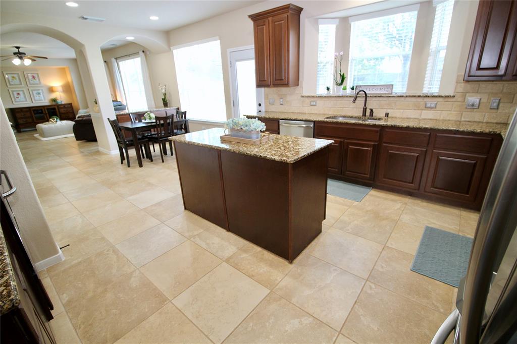 2520 2 Garnetfield Lane, Friendswood, Texas 77546, 4 Bedrooms Bedrooms, 12 Rooms Rooms,3 BathroomsBathrooms,Single-family,For Sale,Garnetfield,79878273