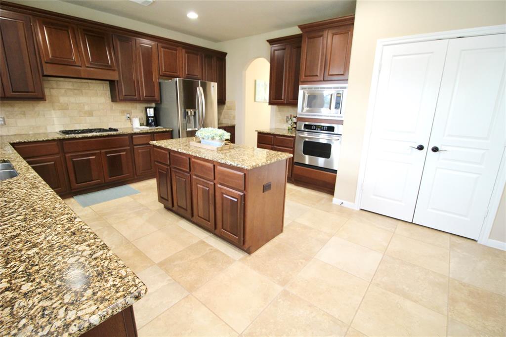 2520 2 Garnetfield Lane, Friendswood, Texas 77546, 4 Bedrooms Bedrooms, 12 Rooms Rooms,3 BathroomsBathrooms,Single-family,For Sale,Garnetfield,79878273