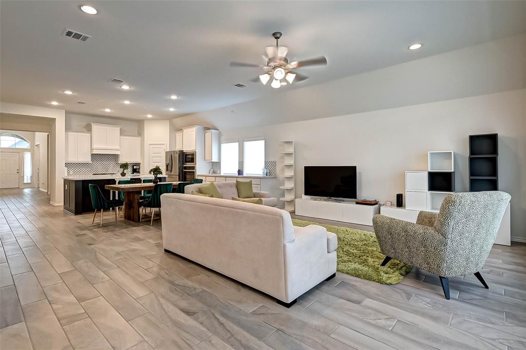 29122 1 Lantana Ridge Court, Fulshear, Texas 77441, 4 Bedrooms Bedrooms, 5 Rooms Rooms,3 BathroomsBathrooms,Single-family,For Sale,Lantana Ridge,75789898