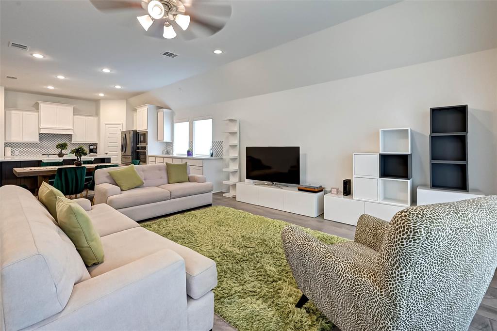 29122 1 Lantana Ridge Court, Fulshear, Texas 77441, 4 Bedrooms Bedrooms, 5 Rooms Rooms,3 BathroomsBathrooms,Single-family,For Sale,Lantana Ridge,75789898