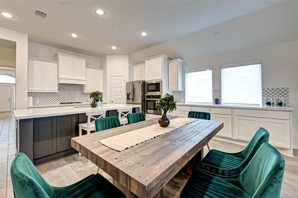 29122 1 Lantana Ridge Court, Fulshear, Texas 77441, 4 Bedrooms Bedrooms, 5 Rooms Rooms,3 BathroomsBathrooms,Single-family,For Sale,Lantana Ridge,75789898