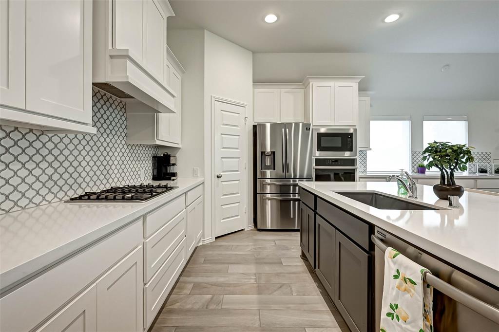 29122 1 Lantana Ridge Court, Fulshear, Texas 77441, 4 Bedrooms Bedrooms, 5 Rooms Rooms,3 BathroomsBathrooms,Single-family,For Sale,Lantana Ridge,75789898