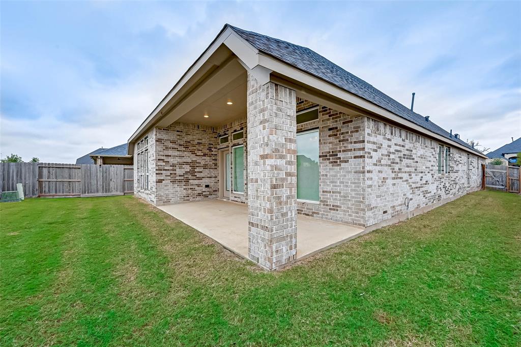 29122 1 Lantana Ridge Court, Fulshear, Texas 77441, 4 Bedrooms Bedrooms, 5 Rooms Rooms,3 BathroomsBathrooms,Single-family,For Sale,Lantana Ridge,75789898