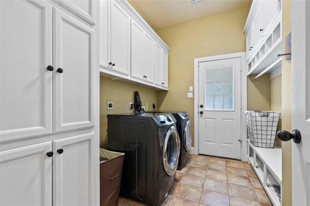 74 2 Thymewood Place, The Woodlands, Texas 77382, 5 Bedrooms Bedrooms, 12 Rooms Rooms,6 BathroomsBathrooms,Single-family,For Sale,Thymewood,68489882