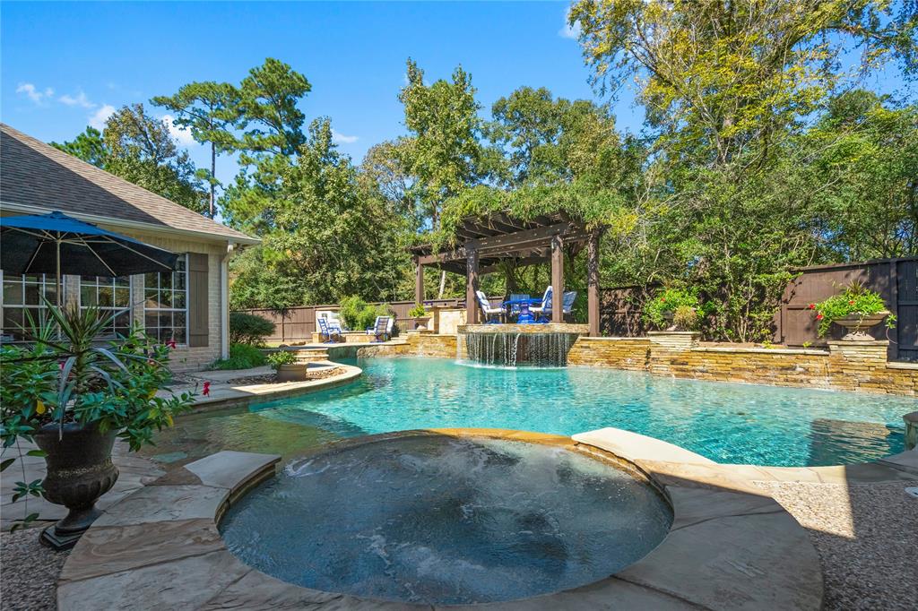 74 2 Thymewood Place, The Woodlands, Texas 77382, 5 Bedrooms Bedrooms, 12 Rooms Rooms,6 BathroomsBathrooms,Single-family,For Sale,Thymewood,68489882