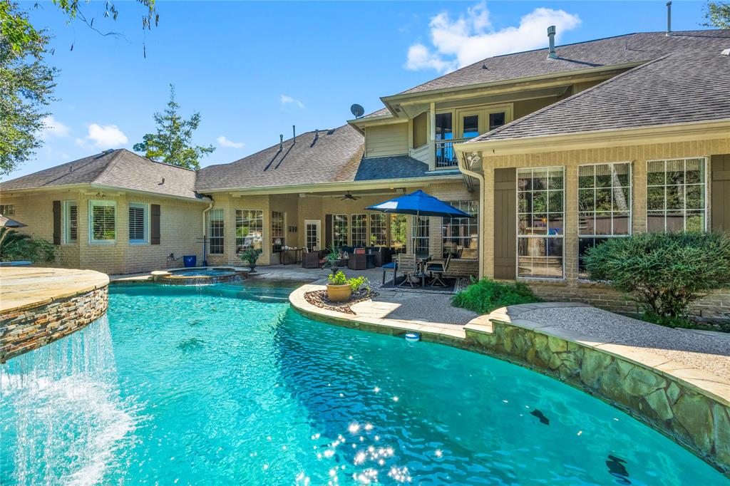 74 2 Thymewood Place, The Woodlands, Texas 77382, 5 Bedrooms Bedrooms, 12 Rooms Rooms,6 BathroomsBathrooms,Single-family,For Sale,Thymewood,68489882