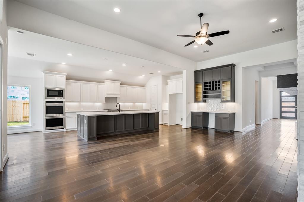 205 1 Patina Sorrel Drive, Montgomery, Texas 77316, 4 Bedrooms Bedrooms, 7 Rooms Rooms,3 BathroomsBathrooms,Single-family,For Sale,Patina Sorrel,46287160