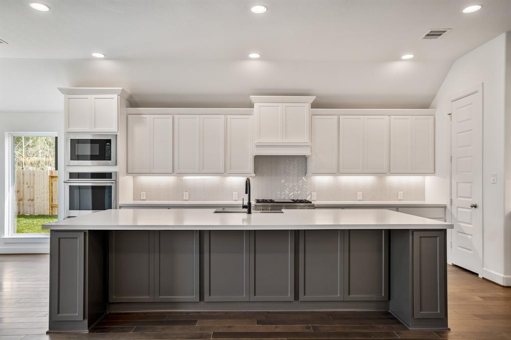 205 1 Patina Sorrel Drive, Montgomery, Texas 77316, 4 Bedrooms Bedrooms, 7 Rooms Rooms,3 BathroomsBathrooms,Single-family,For Sale,Patina Sorrel,46287160