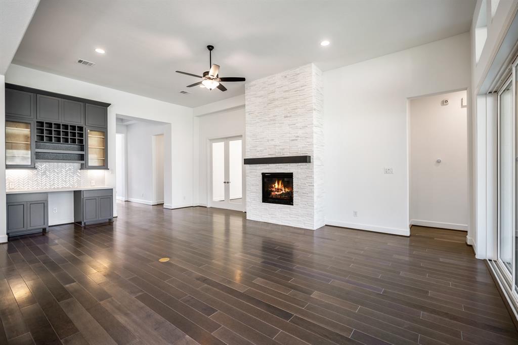 205 1 Patina Sorrel Drive, Montgomery, Texas 77316, 4 Bedrooms Bedrooms, 7 Rooms Rooms,3 BathroomsBathrooms,Single-family,For Sale,Patina Sorrel,46287160
