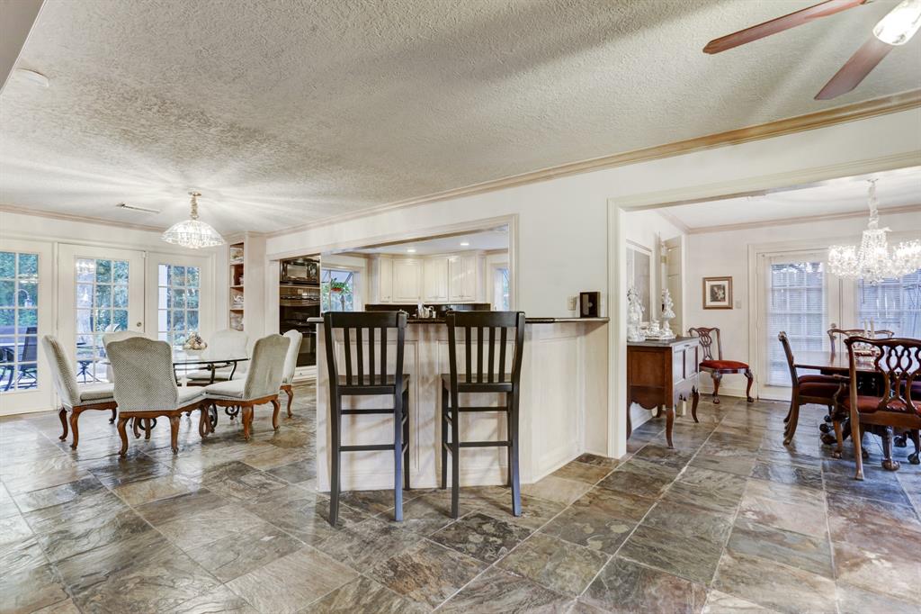 1131 2 Wirt Road, Houston, Texas 77055, 5 Bedrooms Bedrooms, 13 Rooms Rooms,4 BathroomsBathrooms,Single-family,For Sale,Wirt,88777626